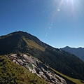 光芒下的合歡東峰