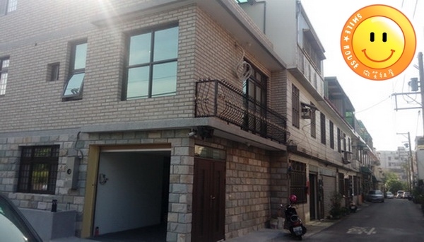 中壢買屋。中壢買房子。普仁國小翻新美透天。1480萬 中壢買屋。中壢買房子。普仁國小翻新美透天。1480萬