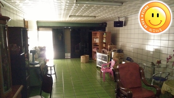 中壢買屋。中壢買房子。SOGO大地坪美透天。1280萬 中壢買屋。中壢買房子。SOGO大地坪美透天。1280萬