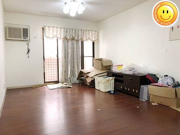 中壢買屋。中壢買房子。元智興仁公園裝潢3房。488萬 中壢買屋。中壢買房子。元智興仁公園裝潢3房。488萬