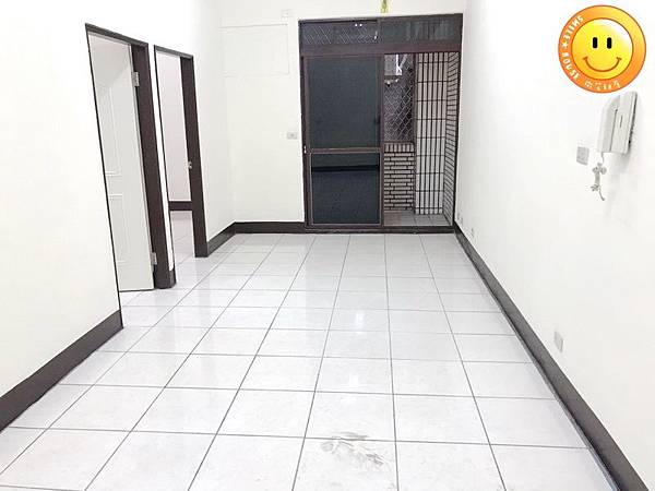 中壢租屋。中壢租房子。中壢我家。1F大2房。9000 中壢租屋。中壢租房子。中壢我家。1F大2房。9000
