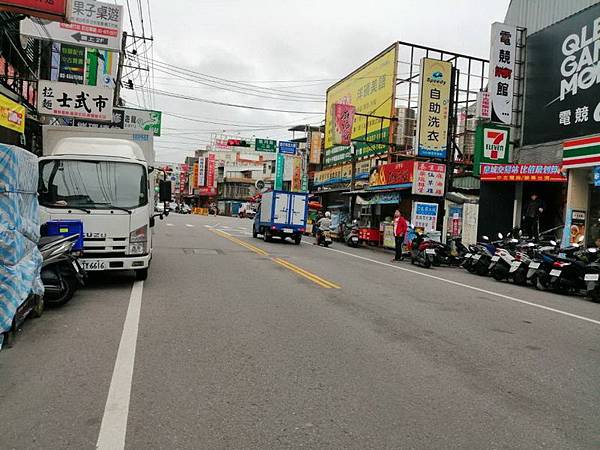 中壢買屋。中壢買房子。中壢後火車站金店面。3380萬