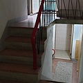 【改造前】狹小樓梯區-二樓三夾層透天改建