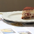 STRAWBERRY TIRAMISU