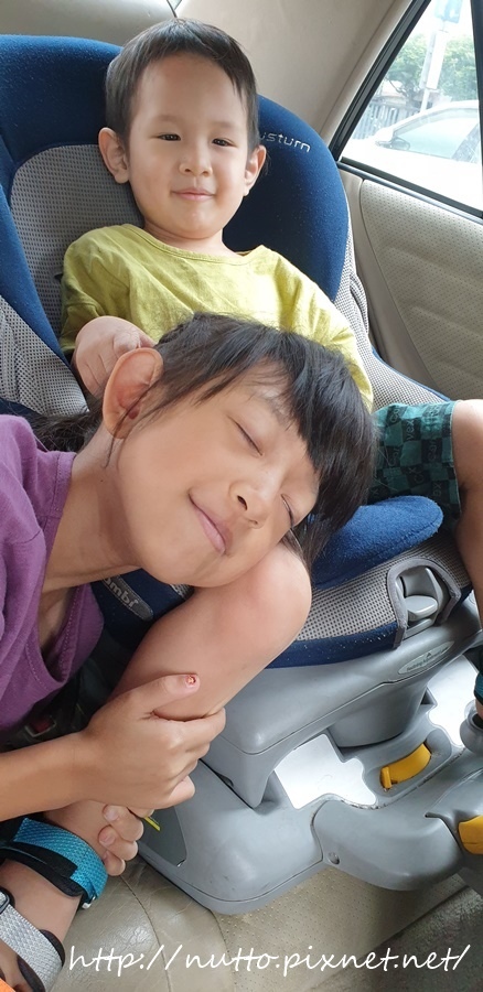 84M_25.jpg 84M_25.jpg