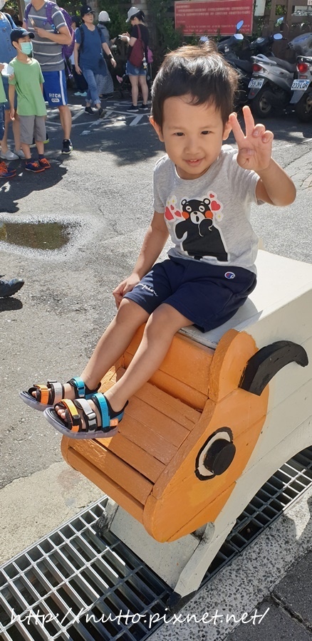 84M_38.jpg 84M_38.jpg