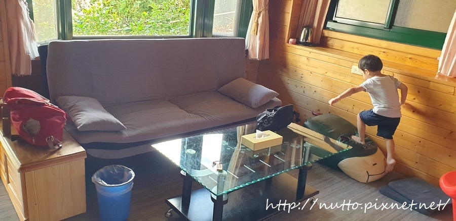 84M_62.jpg 84M_62.jpg