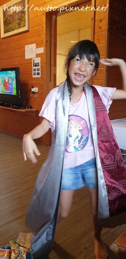 84M_65.jpg 84M_65.jpg