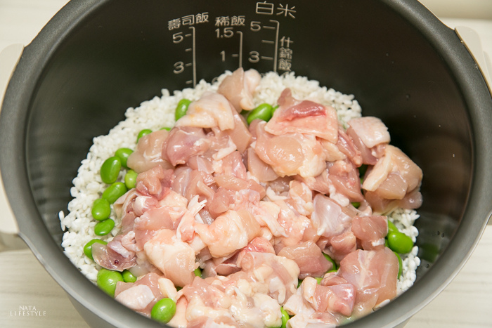 日本超人氣 懶人電鍋啤酒雞肉飯 食譜作法教學 一鍋搞定 比整顆蕃茄飯更美味 娜塔腹女生活 痞客邦