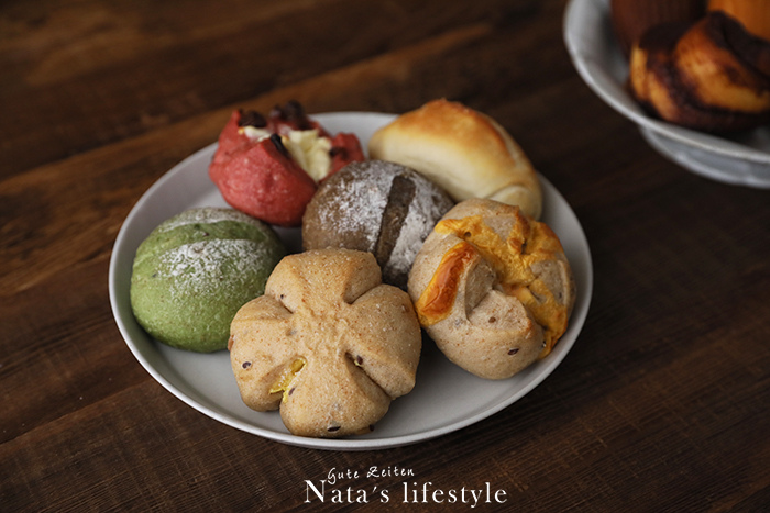 麵包冠軍BOZZ包仔仔無敵好吃的減醣輕卡穀物包&生吐司、點心 麵包冠軍BOZZ包仔仔無敵好吃的減醣輕卡穀物包&生吐司、點心