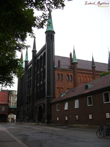 Lubeck_Rathaus.JPG