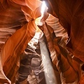 antelope-canyon-AZ-sunbeam-羚羊谷.jpg