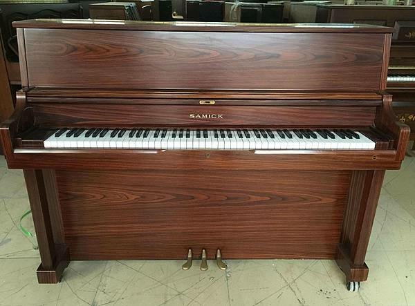 我們以高價回收二手直立鋼琴 、平台鋼琴、 數位鋼琴,估價後無 我們以高價回收二手直立鋼琴 、平台鋼琴、 數位鋼琴,估價後無