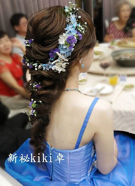新秘kiki卓鮮花 新秘kiki卓鮮花
