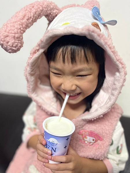 今日來開箱ZenDay森空-優格與手工烘焙燕麥類 今日來開箱ZenDay森空-優格與手工烘焙燕麥類