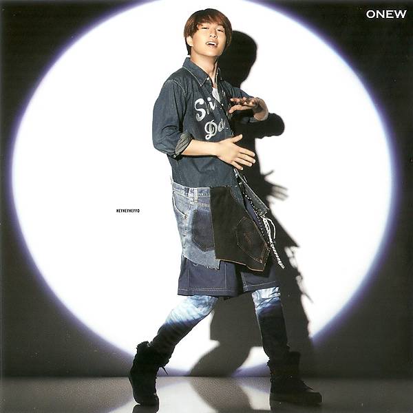 DAZZLING GIRL - ONEW