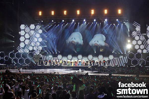 SHINee CONCERT SHINee WORLDⅡ  in Taiwan-4