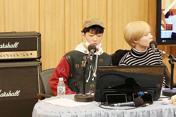 [官圖]190214 SBS Power FM Cultwo show 兩點逃出秀5.jpg