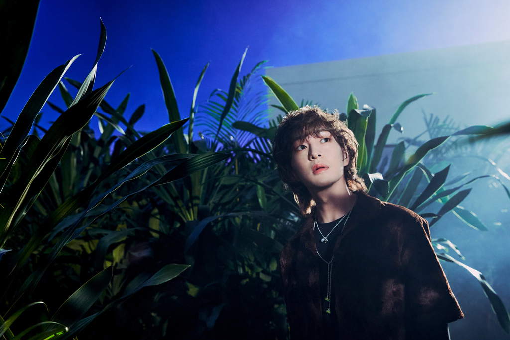 230614 ‘HARD’ Teaser Image #1：ONEW.jpg