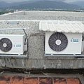 松林夏冷氣室外機2台.JPG