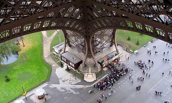 2019巴黎鐵塔入場eiffeltower埃菲爾鐵塔票價攻略toureiffel艾菲爾鐵塔開放時間攻略eiffel2019法國巴黎鐵塔130週年參觀攻略-2.jpg