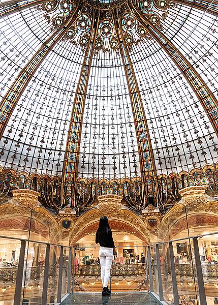 GALERIES LAFAYETTE-atmosphere