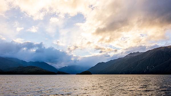 Cruise at Milford Sound and Te Anau 217.jpg