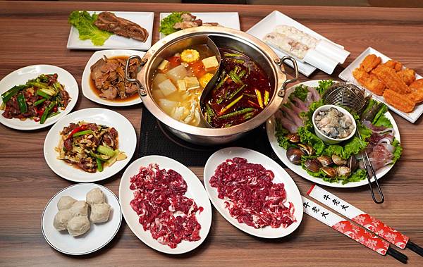 牛老大高雄二店,高雄牛肉爐,高雄涮牛肉,高雄牛肉麻辣鴛鴦鍋,高雄必比登美食餐廳16.jpg