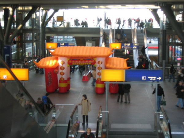 Berlin Hbf with Chinese New Year Deco