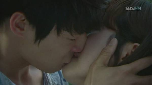 [TSKS]Rooftop.Prince.E12.720P.HDTV.X264-TSGQ[23-22-01].JPG