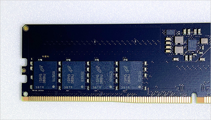 美光-Crucial-32GB-Kit-(2-x-16GB)-DDR5-4800-UDIMM.jpg