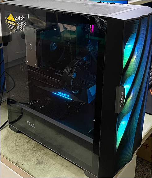 Antec-安鈦克-DF700-FLUX-玻璃透側.jpg