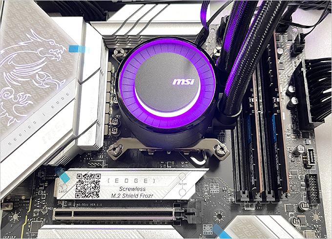 MSI-MAG-CORELIQUID-E360--水冷散熱器.jpg