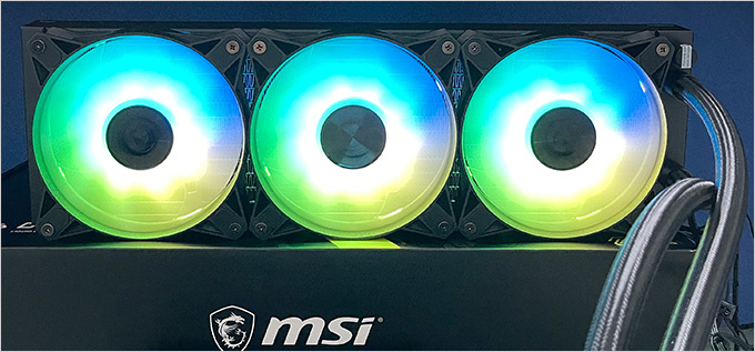 MSI-MAG-CORELIQUID-E360--水冷散熱器.jpg