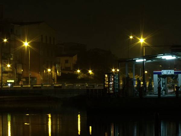 303運河旁夜景
