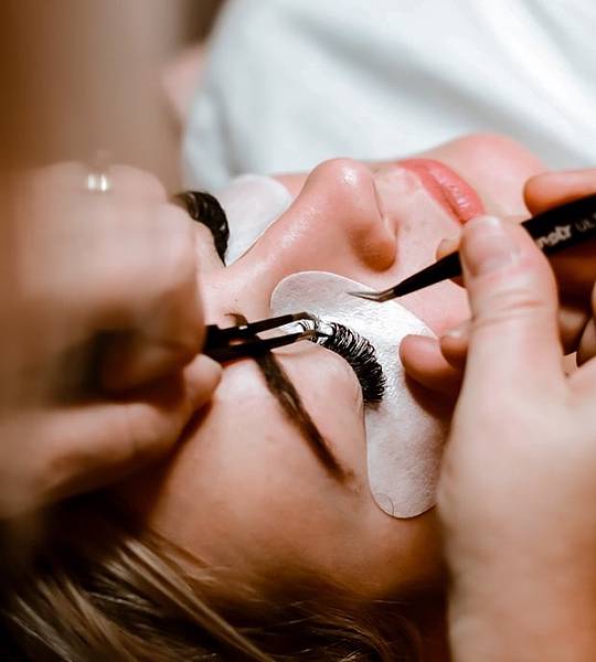 photo-1589710751893-f9a6770ad71b.jfif photo-1589710751893-f9a6770ad71b.jfif