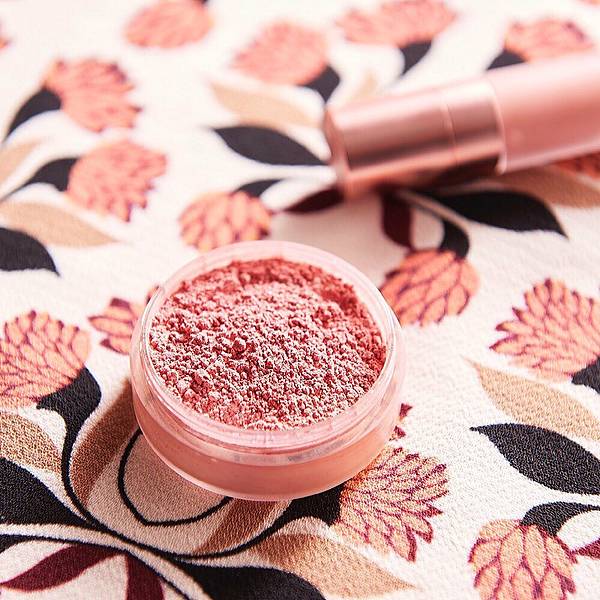 lily lolo.jpg lily lolo.jpg