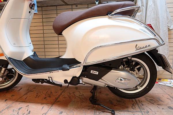 偉士牌vespa Primavera125 Iget Abs 開箱 160cm女生騎乘一個月心得 Oh Oh Oh Universe 痞客邦