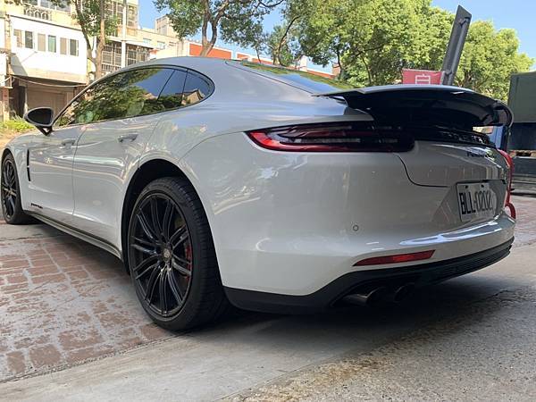 2019PORSCHEPANAMERA TURBO