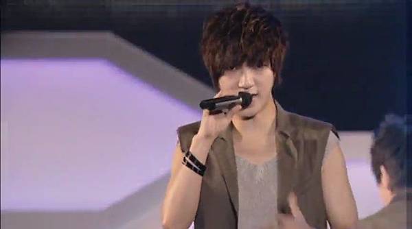 SUPER JUNIOR SMTOWN in YOYOGI arena TOKYO SUPER JUNIOR 美人 (BONAMANA) - YouTube[21-27-23]