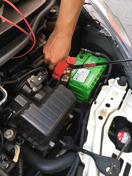 FIT換愛瑪龍電池