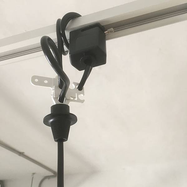 IKEA吊燈DIY改軌道燈 IKEA吊燈DIY改軌道燈