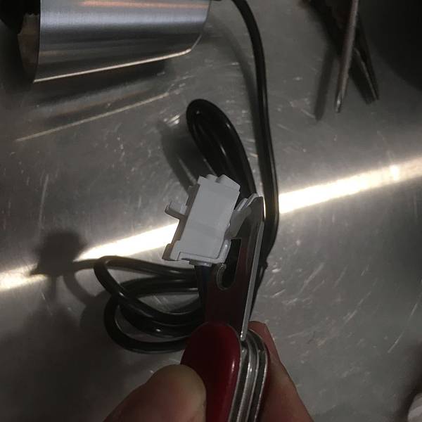 IKEA吊燈改軌道燈 IKEA吊燈改軌道燈