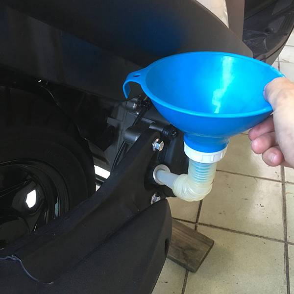 更換機油 更換機油