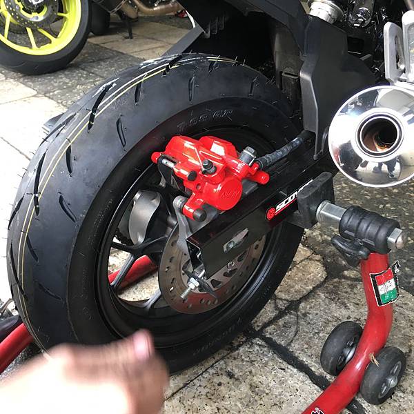 msx125換後輪TT93 msx125換後輪TT93