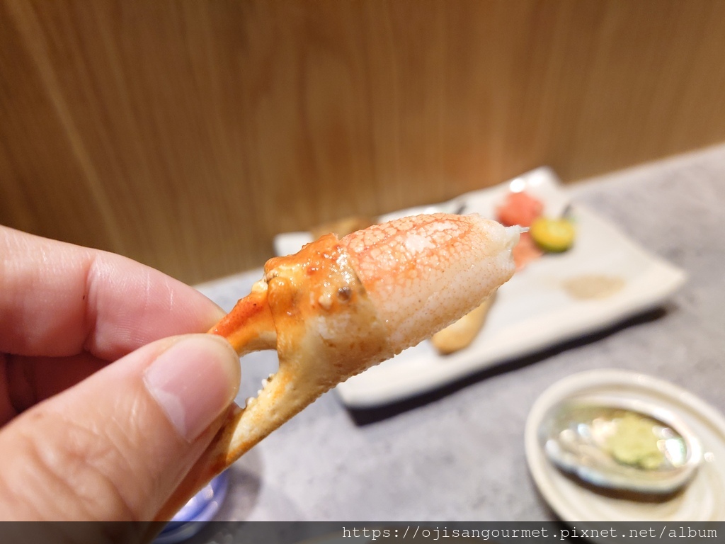 [食記]運動公園旁隱巷排隊丼飯/新北新莊/終於‧衷魚