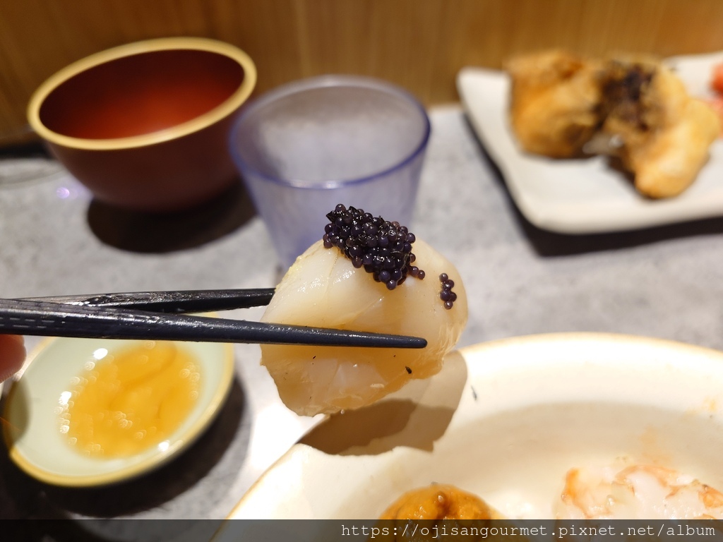 [食記]運動公園旁隱巷排隊丼飯/新北新莊/終於‧衷魚