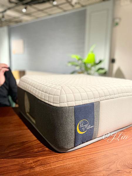 ₍ 🛏️，🛋️ ₎ 小坪數也可以很有品味✧小而巧✧形象傢俱 