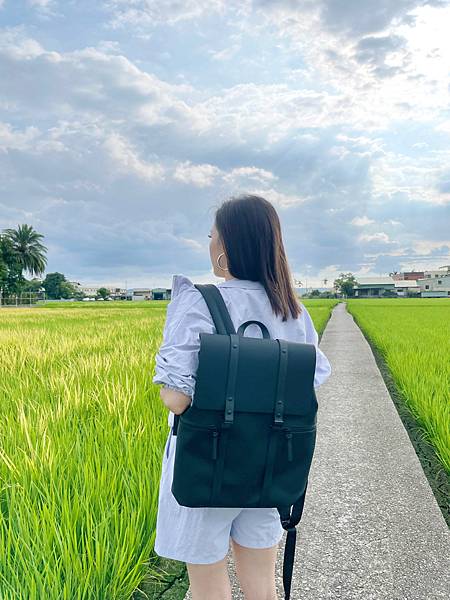 ( 🎒 ) 穿搭時尚&nbsp; ̮̈ ̮̈ ̮̈ 來自Stockhol