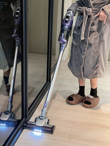 ( 𖥧*🧹) AIWA 愛華 智慧感知無線真空吸塵器,智慧 ( 𖥧*🧹) AIWA 愛華 智慧感知無線真空吸塵器,智慧